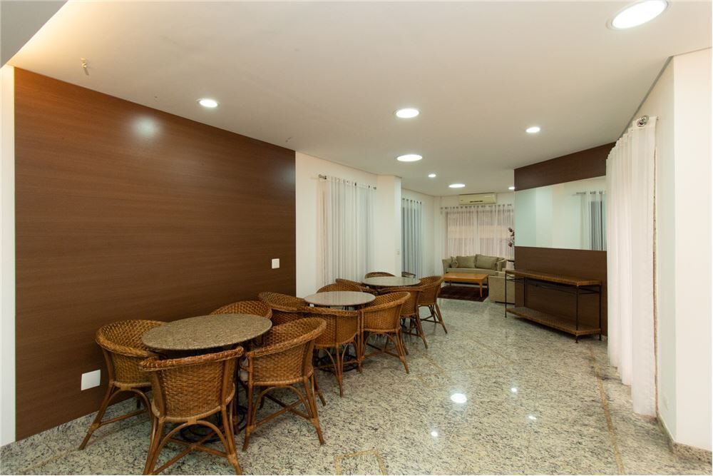 Apartamento, 3 quartos, 162 m² - Foto 1