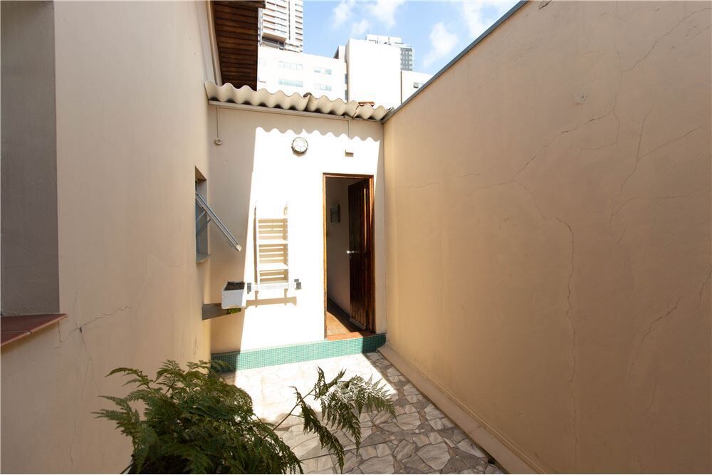 Casa à venda com 3 quartos, 205m² - Foto 7