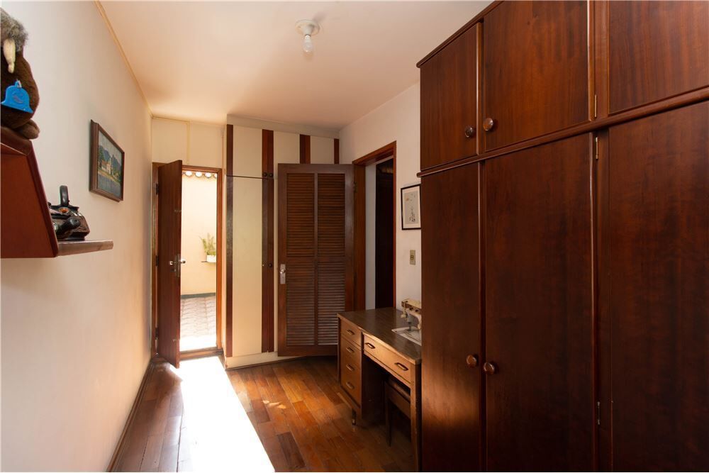 Casa à venda com 3 quartos, 205m² - Foto 28