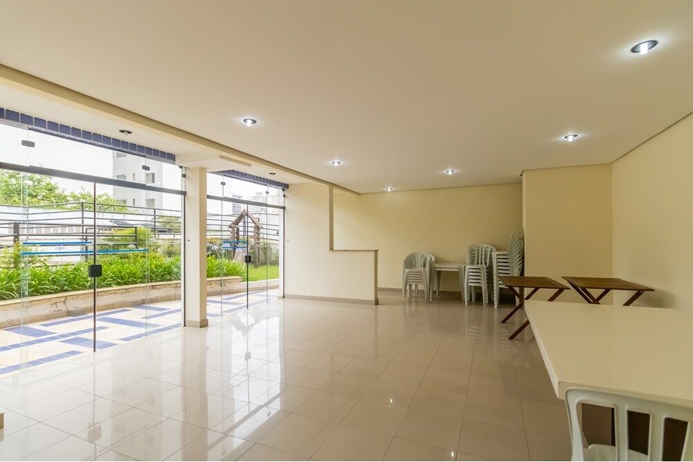 Apartamento à venda com 2 quartos, 52m² - Foto 2