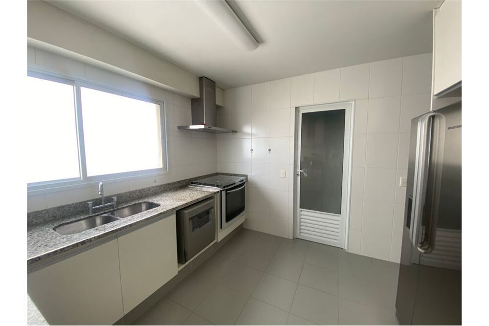Apartamento, 3 quartos, 200 m² - Foto 32