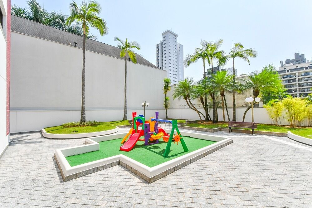 Apartamento à venda com 4 quartos, 152m² - Foto 2