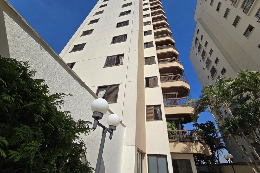 Apartamento à venda com 3 quartos, 81m² - Foto 3