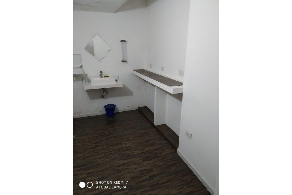 Prédio Inteiro à venda, 330m² - Foto 2