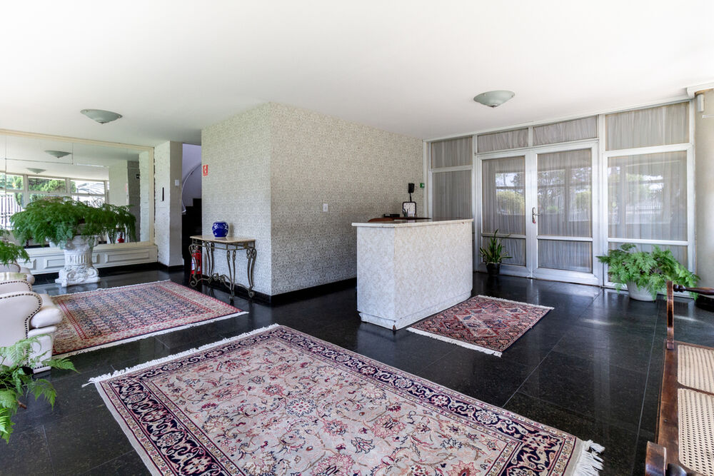 Apartamento à venda com 3 quartos, 182m² - Foto 6