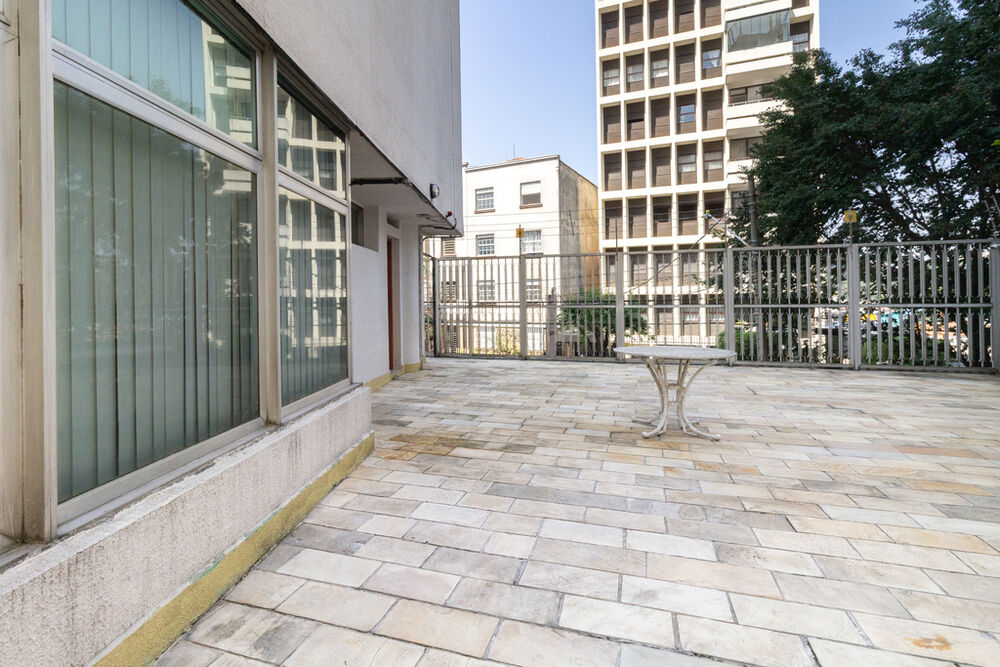 Apartamento à venda com 3 quartos, 182m² - Foto 7