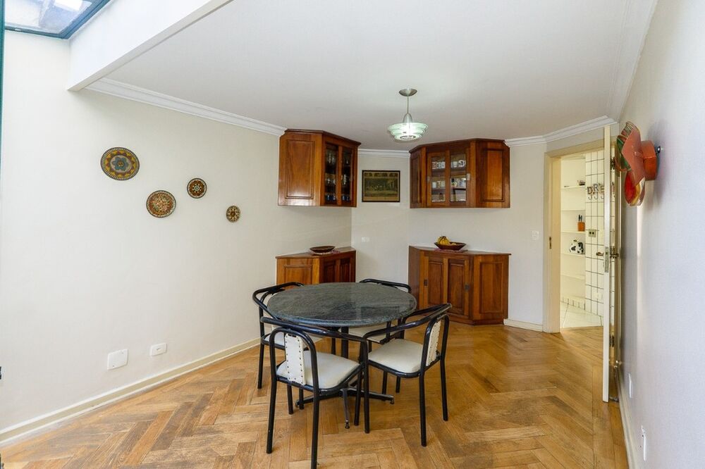 Casa à venda com 3 quartos, 288m² - Foto 12