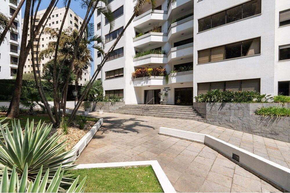 Apartamento à venda com 4 quartos, 203m² - Foto 4