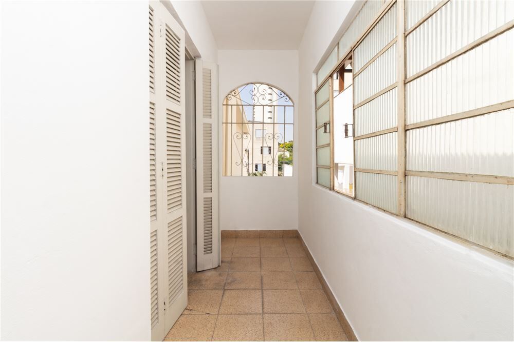 Casa à venda com 3 quartos, 167m² - Foto 5