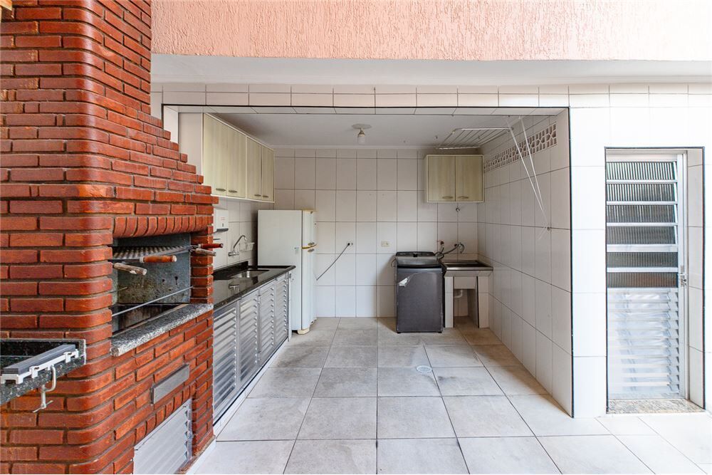 Casa à venda com 3 quartos, 260m² - Foto 6