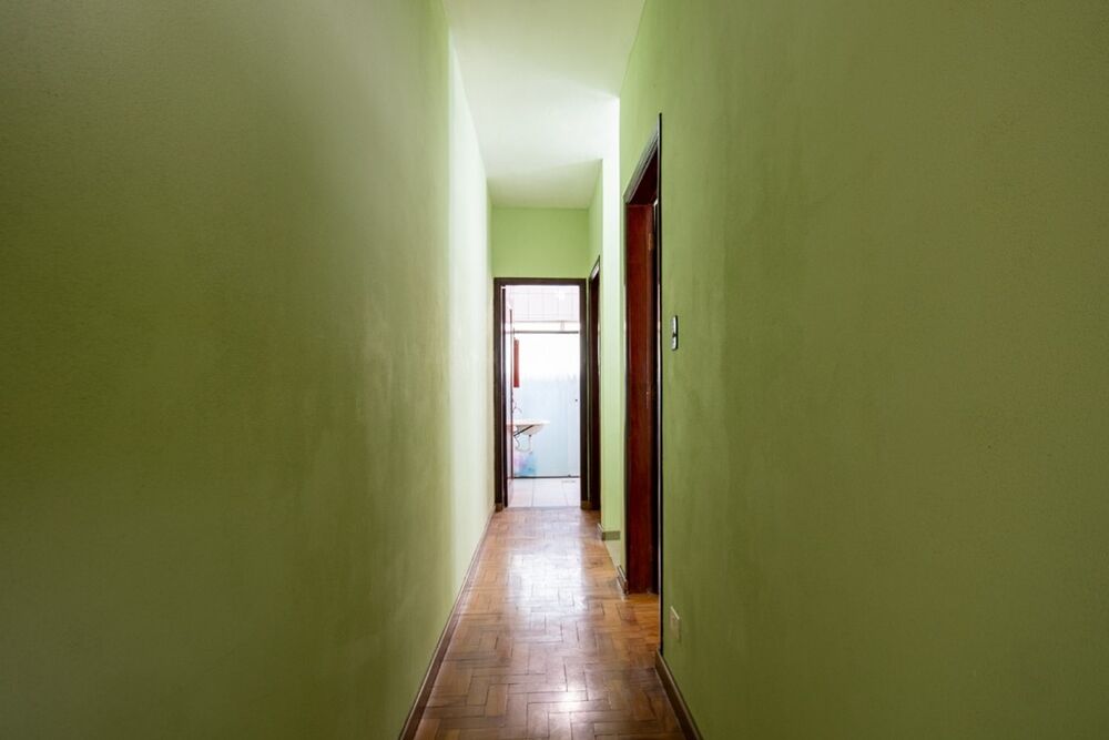Casa à venda com 4 quartos, 236m² - Foto 8