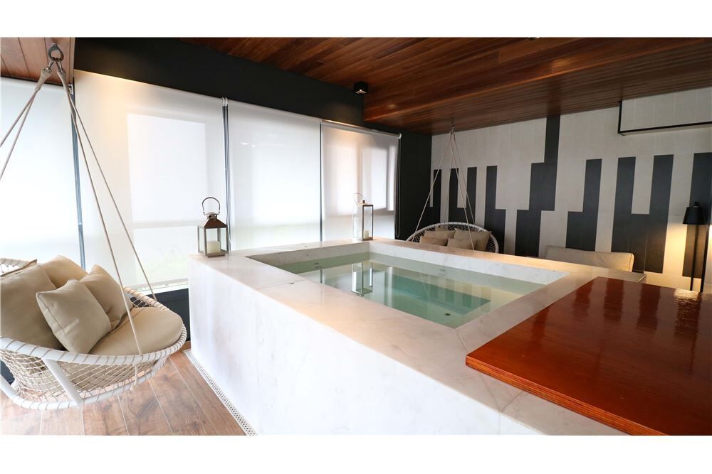 Apartamento à venda com 2 quartos, 111m² - Foto 2