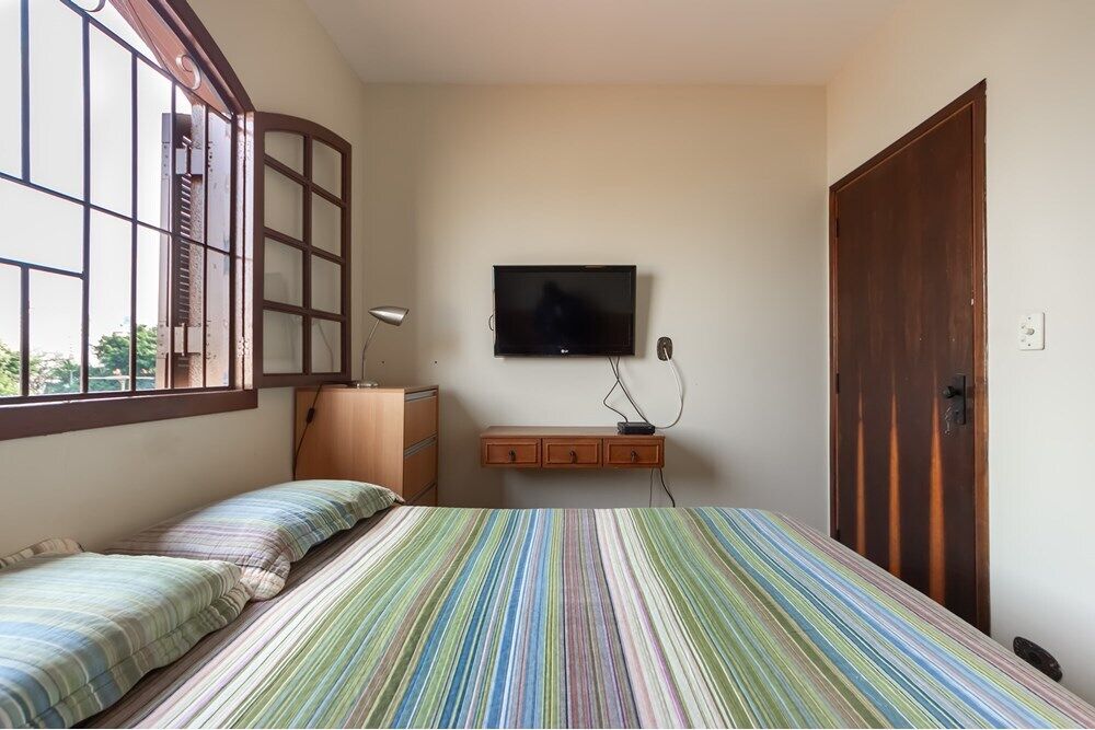 Casa, 3 quartos, 208 m² - Foto 1