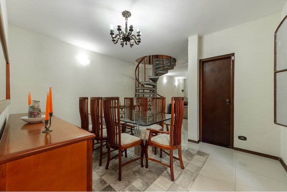 Casa, 3 quartos, 208 m² - Foto 2