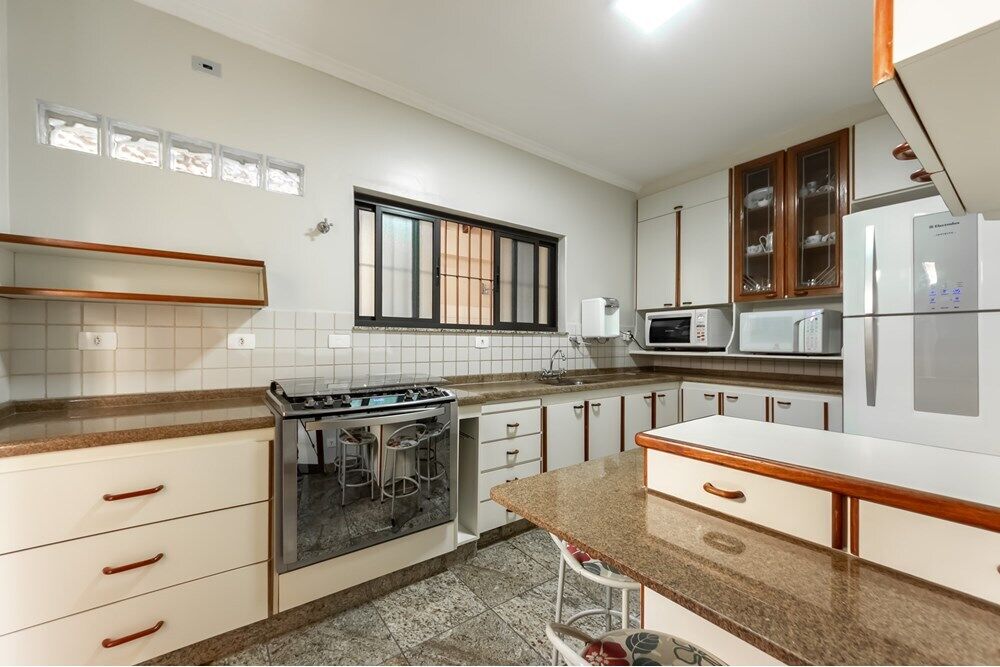 Casa, 3 quartos, 208 m² - Foto 11