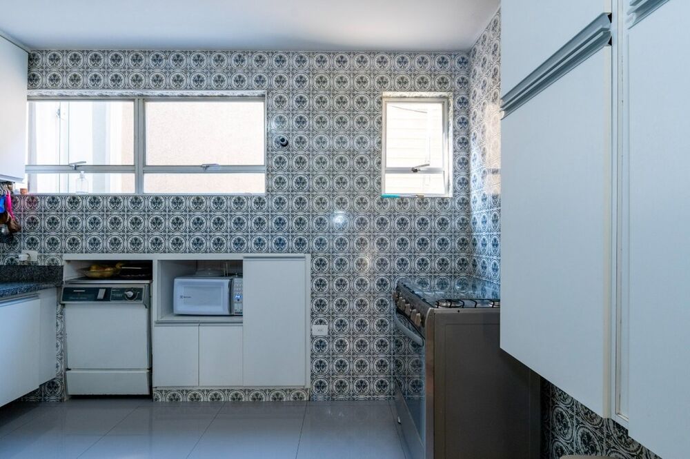Casa, 4 quartos, 287 m² - Foto 1