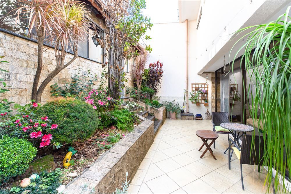 Casa à venda com 5 quartos, 352m² - Foto 7