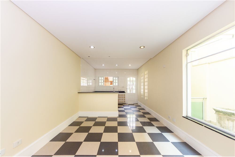 Casa, 3 quartos, 225 m² - Foto 2