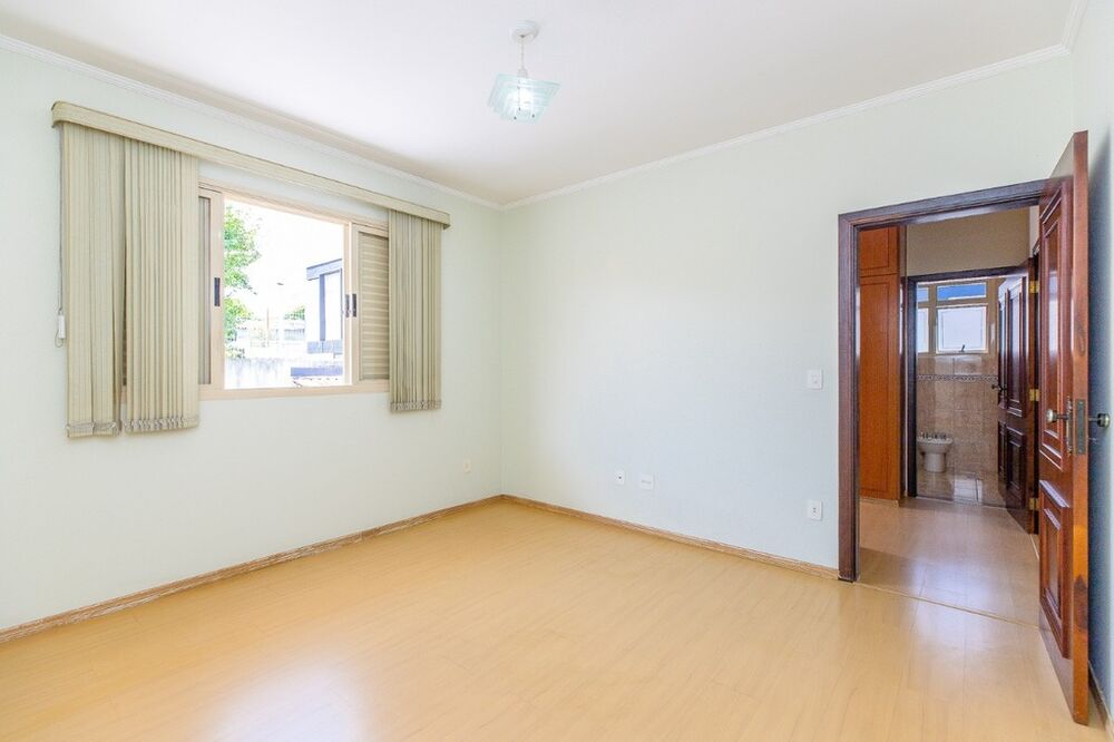 Casa, 4 quartos, 332 m² - Foto 3