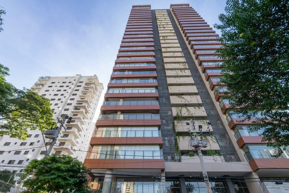Apartamento à venda com 4 quartos, 232m² - Foto 2