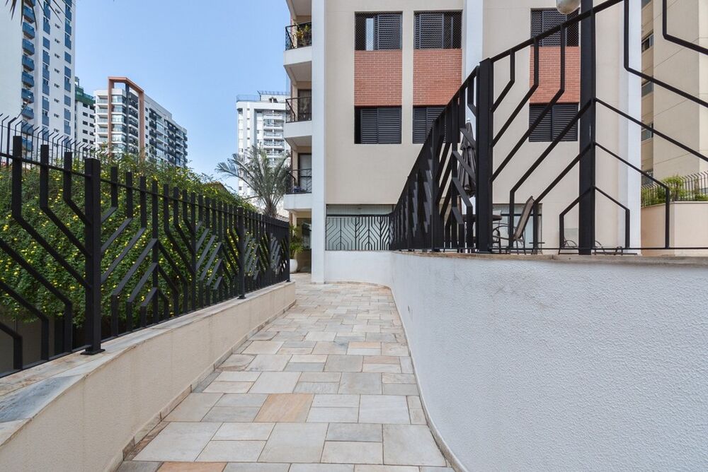 Apartamento à venda com 3 quartos, 100m² - Foto 4