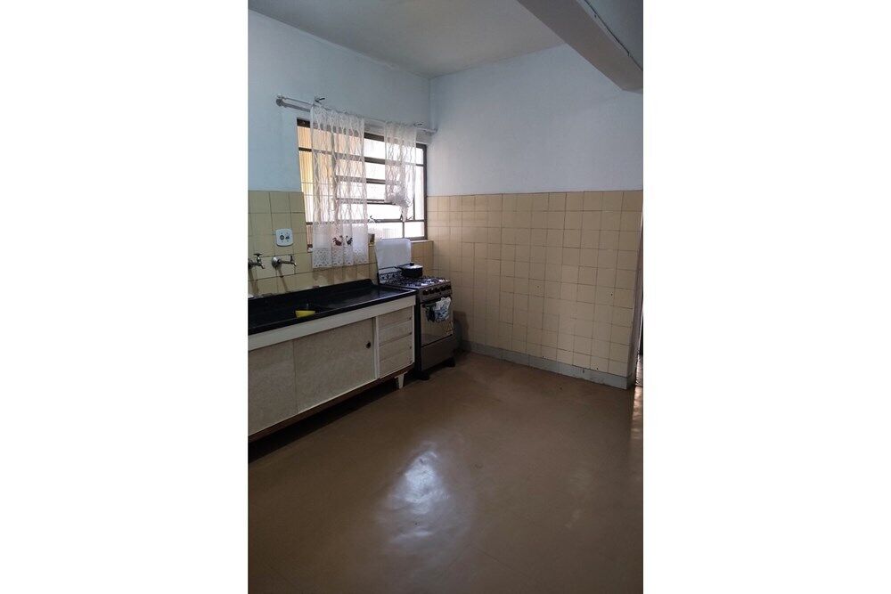 Casa à venda com 2 quartos, 200m² - Foto 5