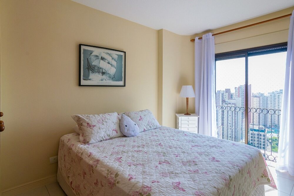 Apartamento à venda com 3 quartos, 177m² - Foto 7