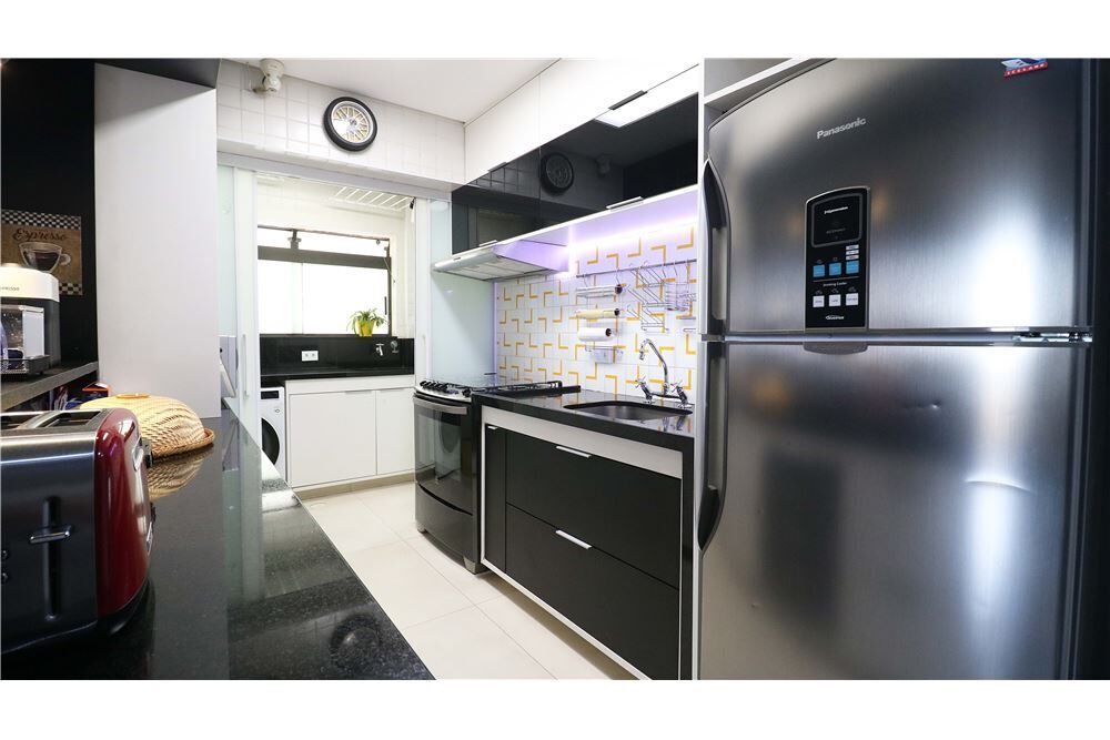 Cobertura à venda com 3 quartos, 180m² - Foto 2