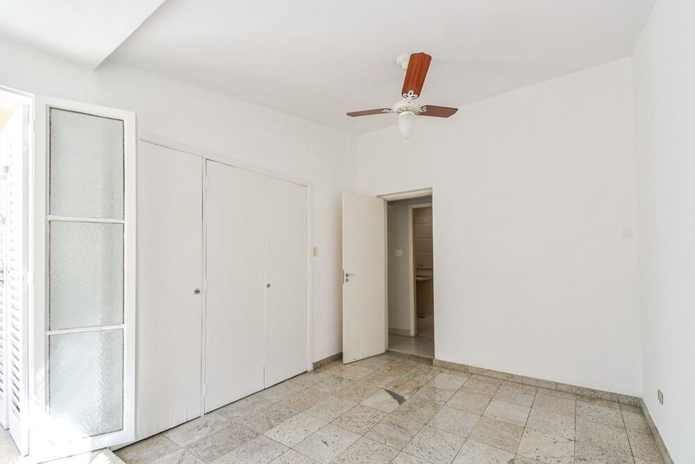 Casa à venda com 4 quartos, 205m² - Foto 10