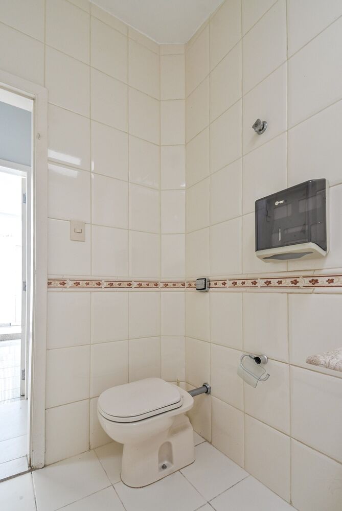 Casa à venda com 4 quartos, 205m² - Foto 8