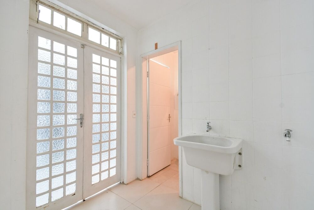 Casa à venda com 4 quartos, 205m² - Foto 31
