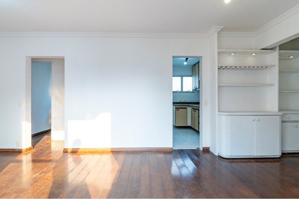 Apartamento à venda com 2 quartos, 72m² - Foto 10