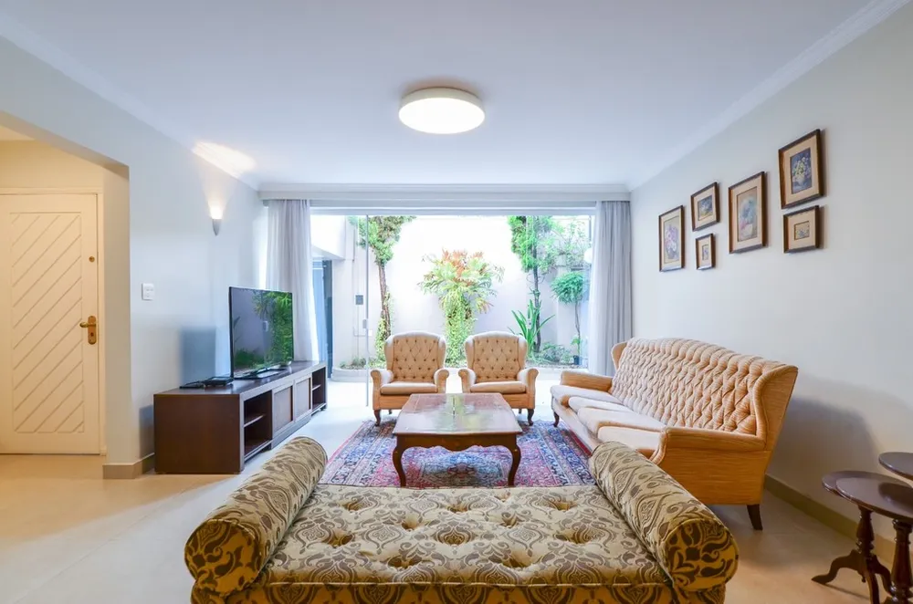 Casa, 3 quartos, 200 m² - Foto 1
