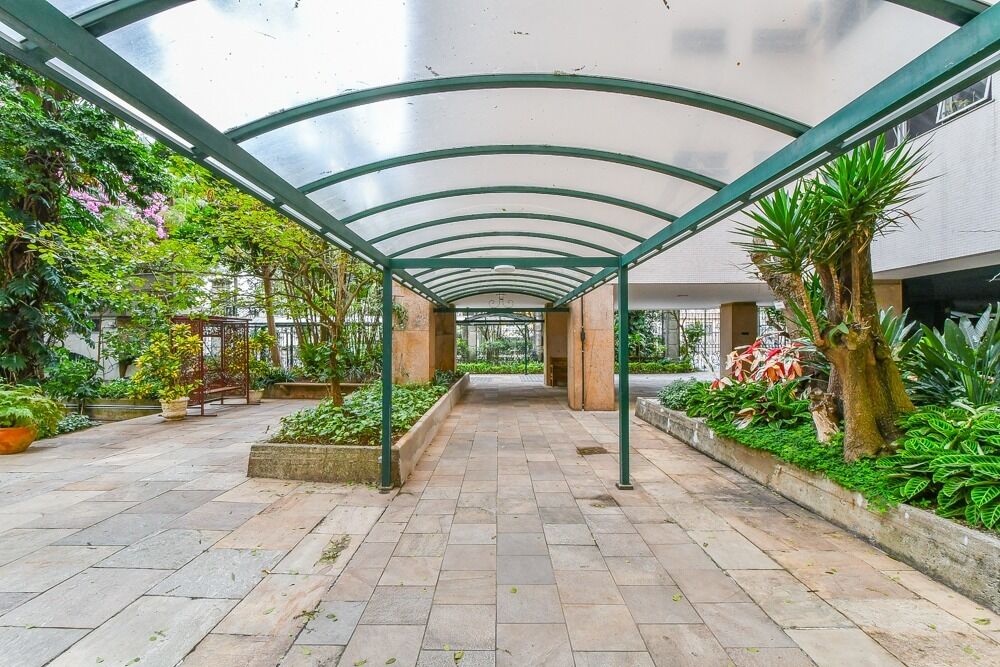 Apartamento à venda com 4 quartos, 155m² - Foto 8