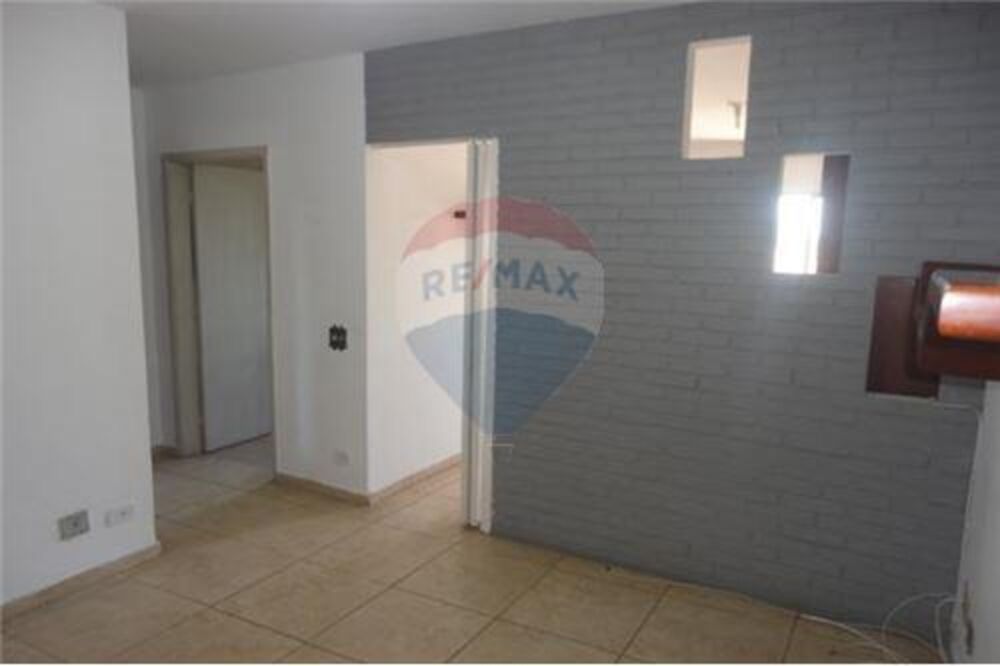 Apartamento à venda com 1 quarto, 34m² - Foto 1