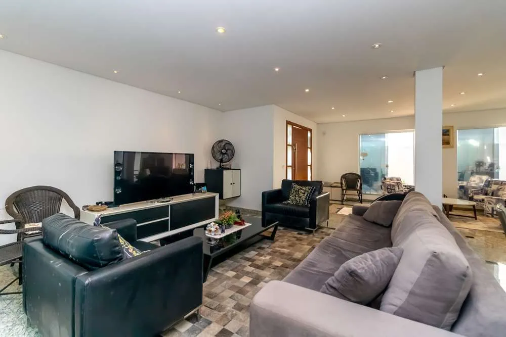 Casa, 4 quartos, 265 m² - Foto 10