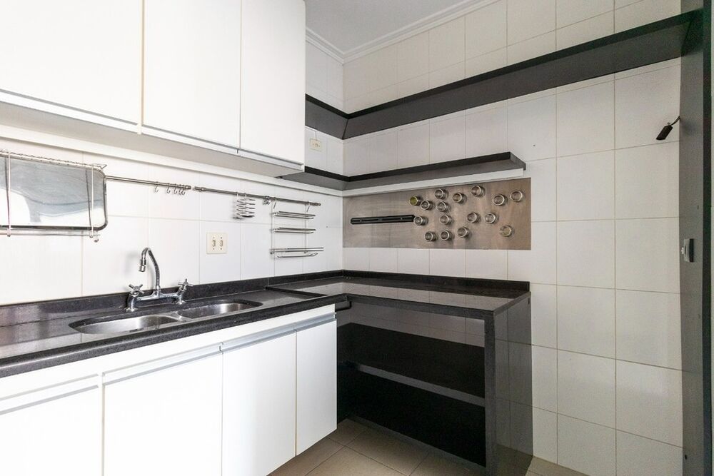 Apartamento à venda com 3 quartos, 86m² - Foto 11