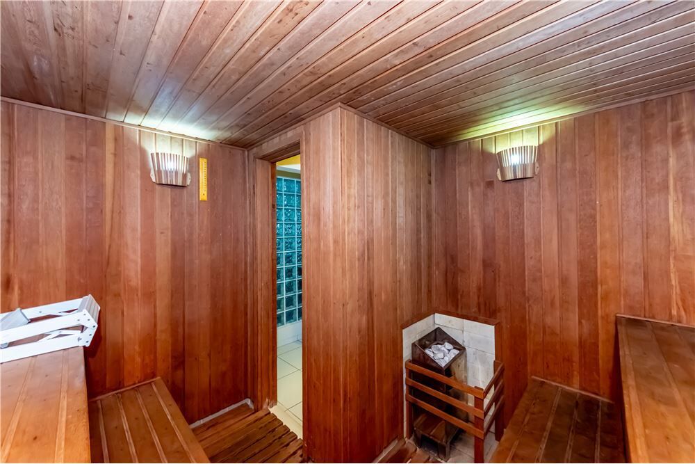 Cobertura, 3 quartos, 195 m² - Foto 1