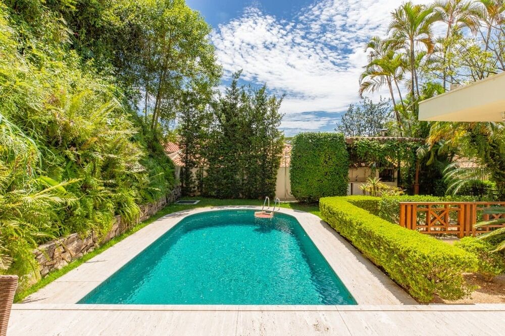 Casa de Condomínio à venda com 4 quartos, 873m² - Foto 1