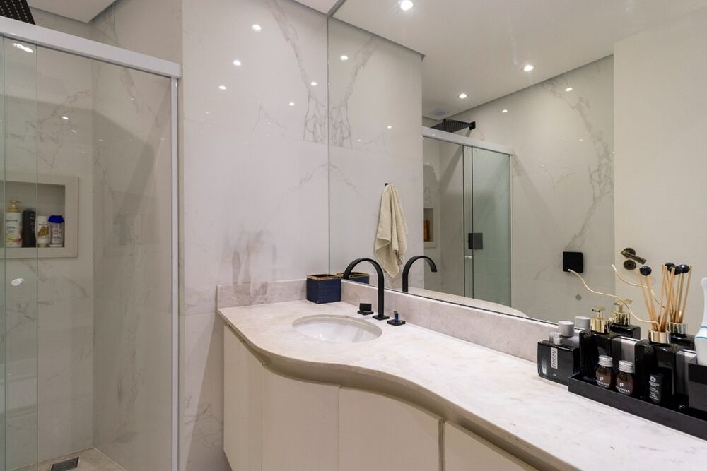 Apartamento à venda com 4 quartos, 187m² - Foto 8