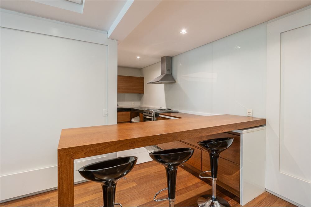 Apartamento, 3 quartos, 180 m² - Foto 1