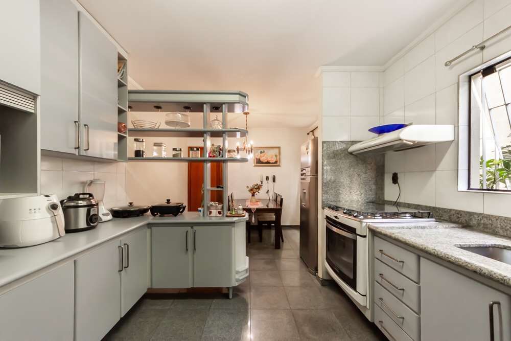 Casa à venda com 4 quartos, 262m² - Foto 7