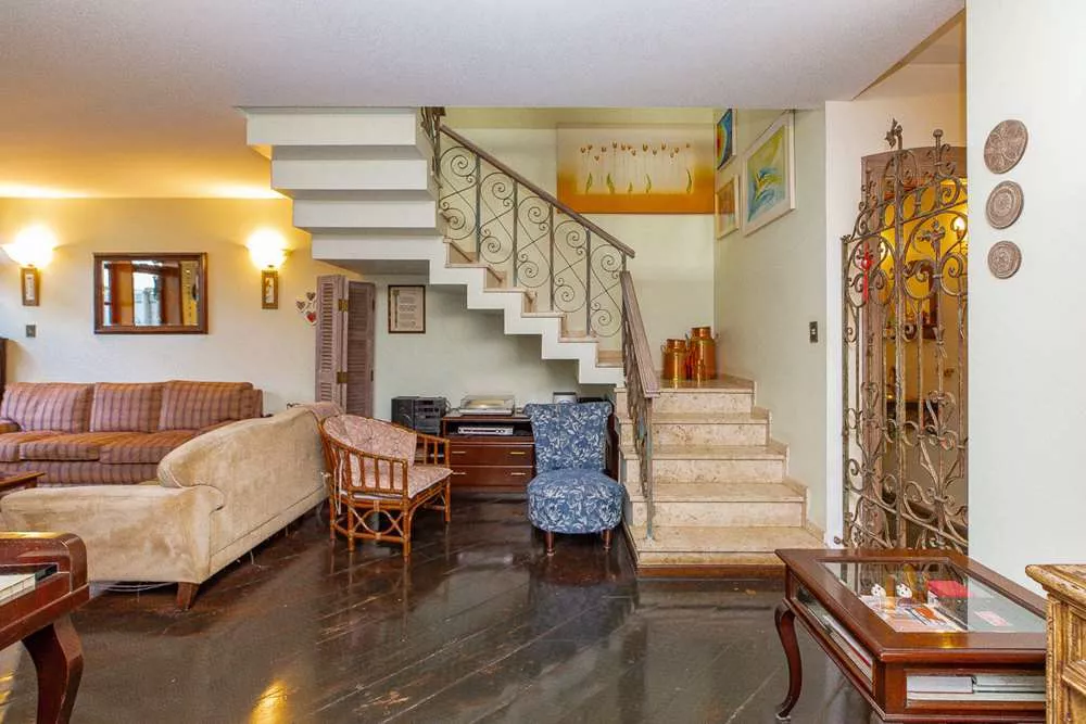 Casa, 3 quartos, 184 m² - Foto 1