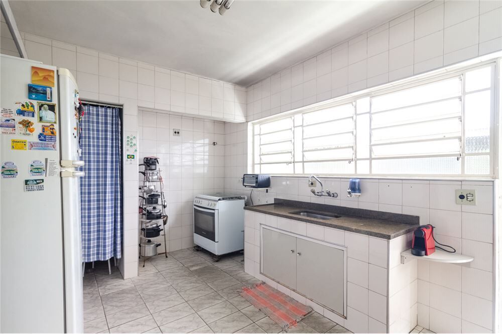 Casa, 4 quartos, 307 m² - Foto 2