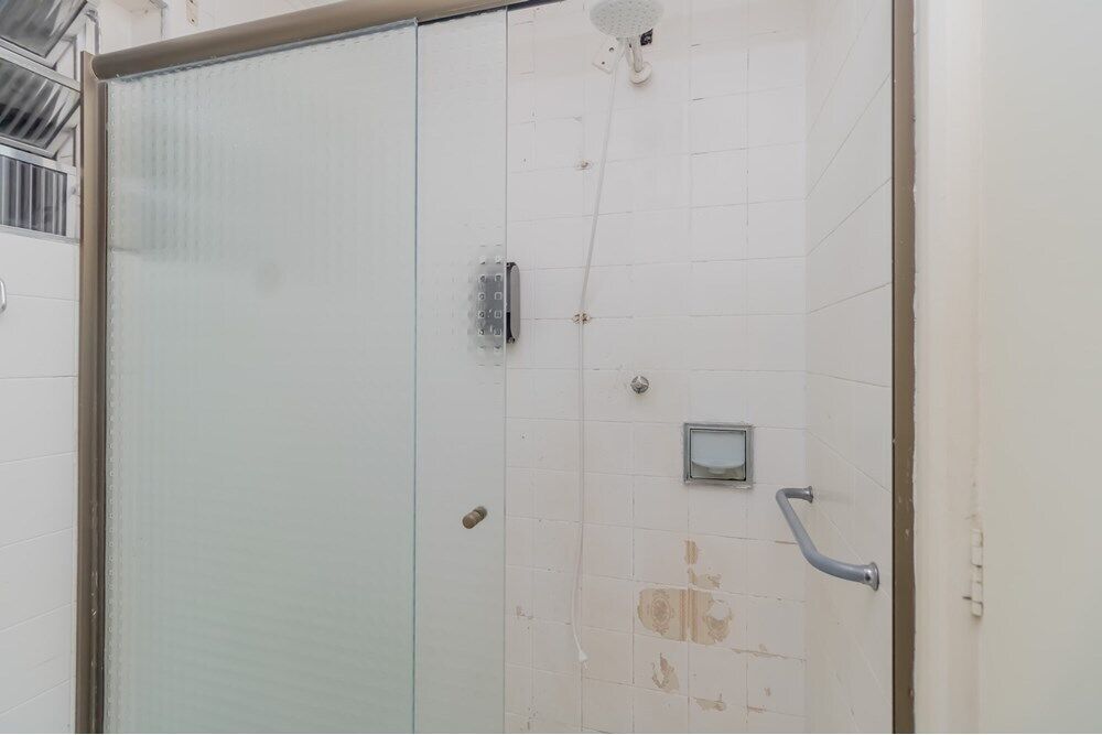 Apartamento à venda com 2 quartos, 70m² - Foto 8