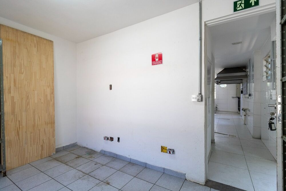 Prédio Inteiro à venda, 137m² - Foto 8