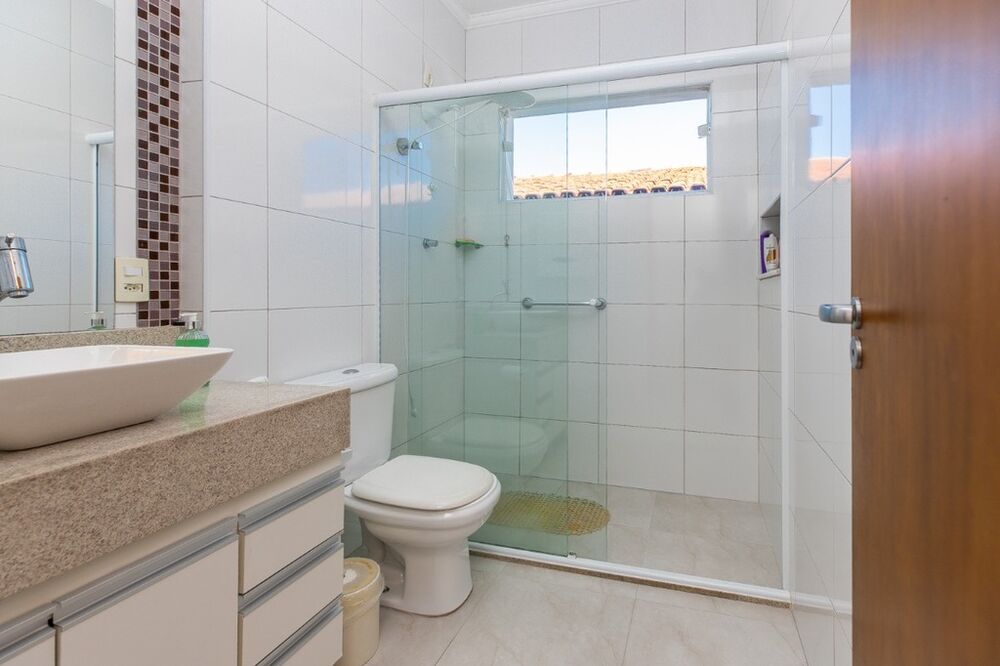 Casa à venda com 4 quartos, 179m² - Foto 6