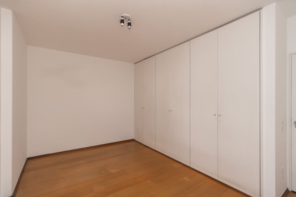 Apartamento à venda com 2 quartos, 85m² - Foto 7