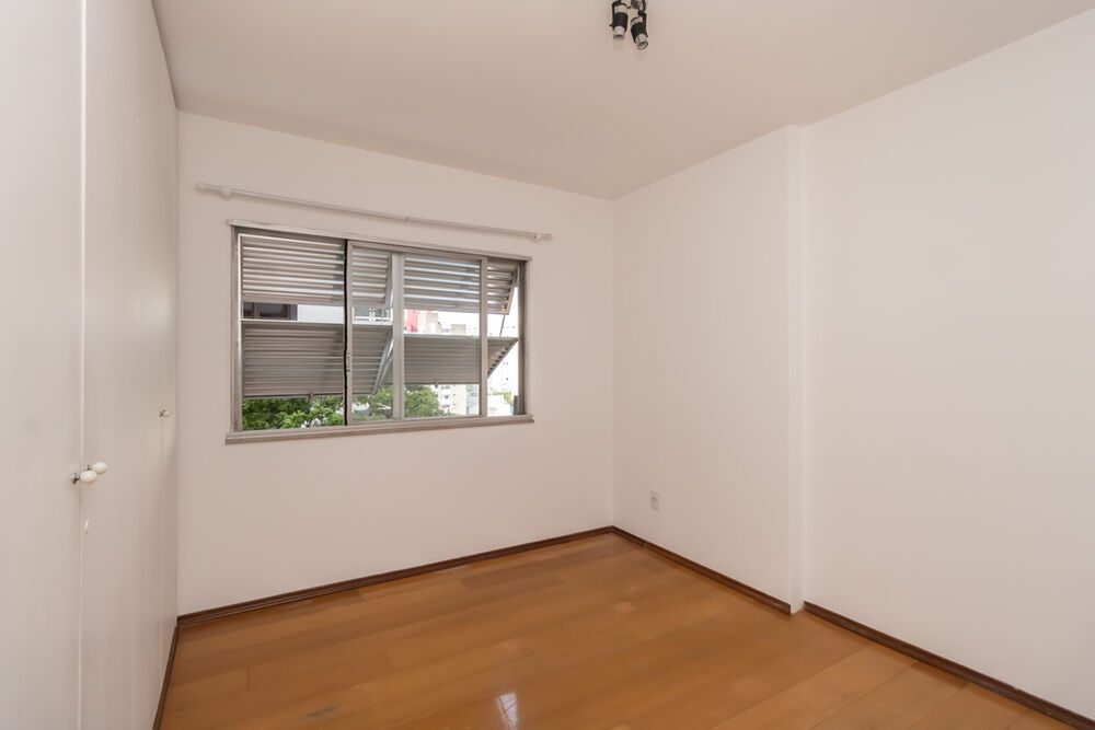 Apartamento à venda com 2 quartos, 85m² - Foto 5