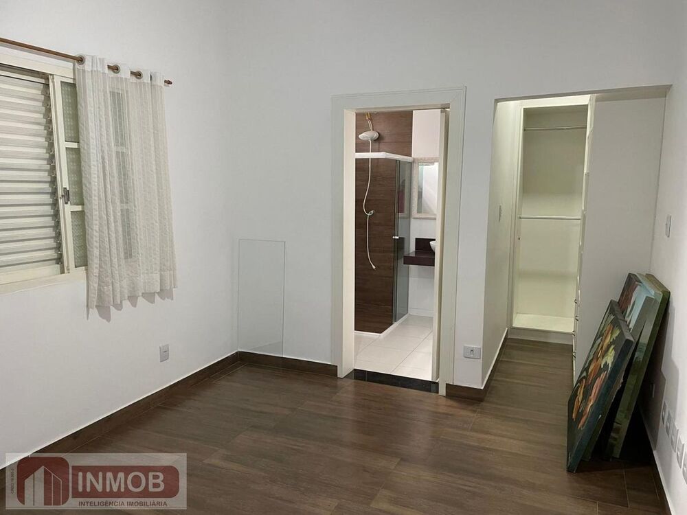 Prédio Inteiro para alugar com 3 quartos, 330m² - Foto 2